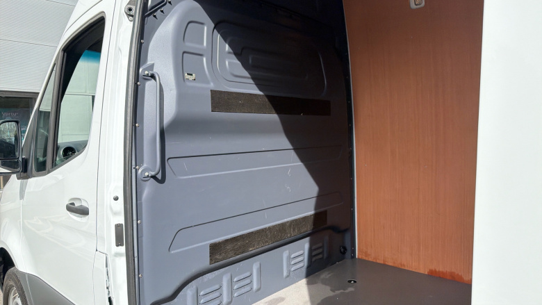 Mercedes-Benz Sprinter 315Cdi L3 Diesel Rwd 3.5t H2 Pro Van